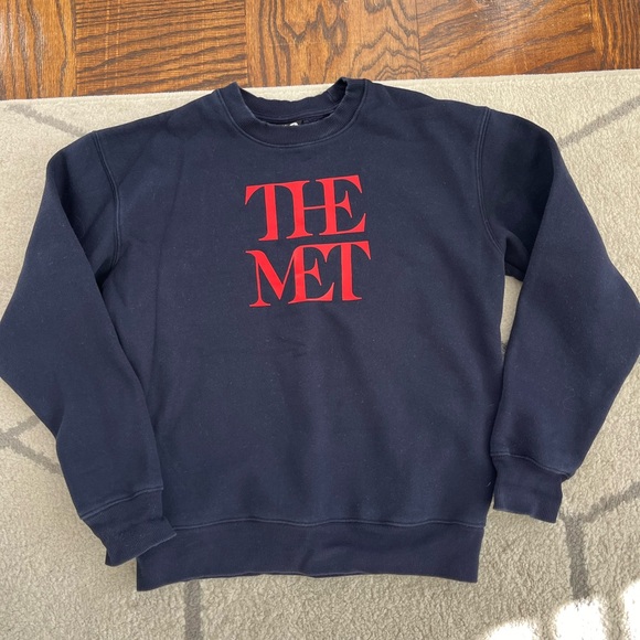 The Met Sweatshirt - Picture 1 of 2